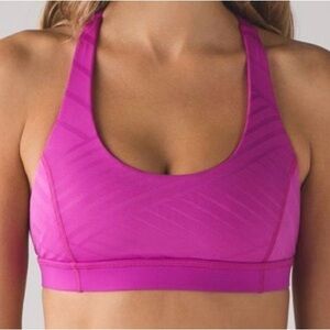 Lululemon Hot Like Agni Bra EXCELLENT Condition Size 2 womens gym run